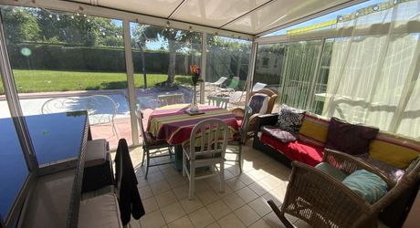 Secteur Gramat  Maison de plain-pied, 3 chambres, 1352 m2 de terrain, Piscine 