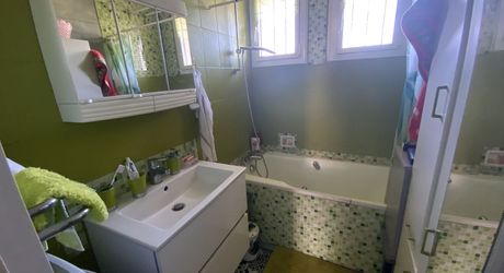 Secteur Gramat  Maison de plain-pied, 3 chambres, 1352 m2 de terrain, Piscine 