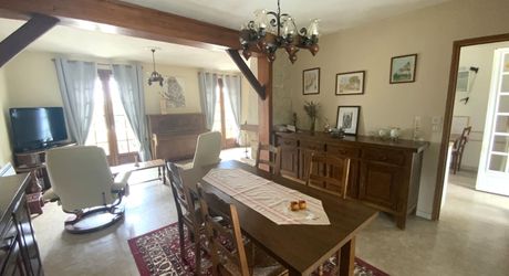 Gramat area, beautiful traditional house with great potential.