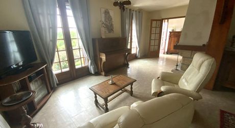 Gramat area, beautiful traditional house with great potential.