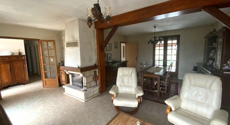 Gramat area, beautiful traditional house with great potential.