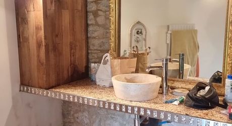 Gramat sector – Authentic Quercy longère in a preserved environment.
