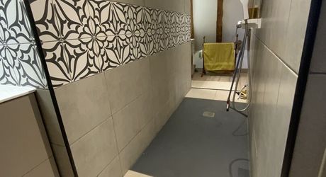 Gramat, propriété de caractère XVIIIe + dépendances. Jardin 720 M²