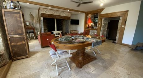 Gramat, propriété de caractère XVIIIe + dépendances. Jardin 720 M²