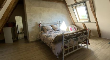 Gramat, propriété de caractère XVIIIe + dépendances. Jardin 720 M²