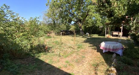 Gramat, propriété de caractère XVIIIe + dépendances. Jardin 720 M²