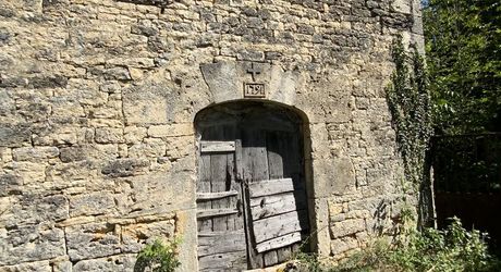  Secteur Gramat – Deux belles granges en pierre à réhabiliter, dans un environnement de charme