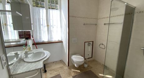 Maison de Maitre à louer, 5 chambres, dépendances secteur Gramat