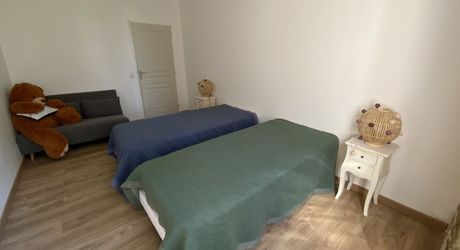Maison de Maitre à louer, 5 chambres, dépendances secteur Gramat