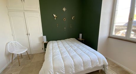 Maison de Maitre à louer, 5 chambres, dépendances secteur Gramat