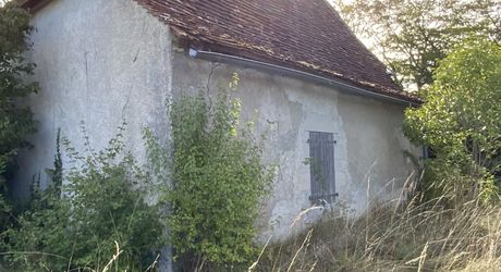 Secteur Coeur de Causse: Maison avec studio indépendant et 8 953 m² de terrain, beau potentiel