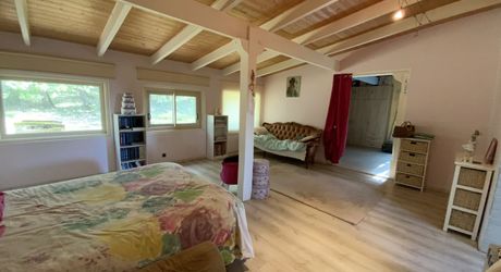 Sector Livernon, detached house with potential development and land of 11,730 m 2