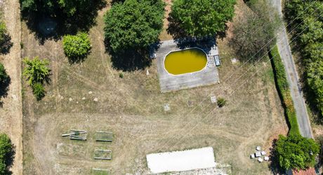 GOURDON- Ravissante maison en pierre restaurée – 180 m² habitables – Terrain de 7000 m² – Vue dégagée