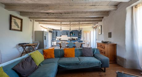 GOURDON- Ravissante maison en pierre restaurée – 180 m² habitables – Terrain de 7000 m² – Vue dégagée