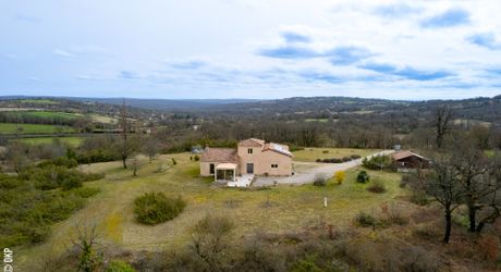 Secteur Labastide-Murat, Plain-pied sur 3,4ha de terrain avec vues panoramiques !