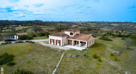 Secteur Labastide-Murat, Plain-pied sur 3,4ha de terrain avec vues panoramiques !