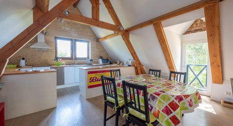 EXCLUSIVITE- Secteur GOURDON - Maison, Gîte et grange sur 1ha6 avec piscine.