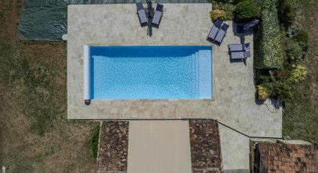 EXCLUSIVITE- Secteur GOURDON - Maison, Gîte et grange sur 1ha6 avec piscine.
