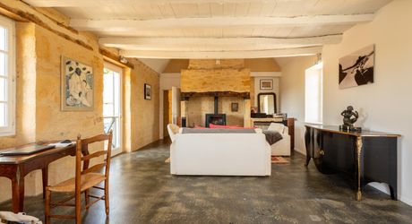 EXCLUSIVITE- Secteur GOURDON - Maison, Gîte et grange sur 1ha6 avec piscine.