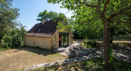 EXCLUSIVITE- Secteur GOURDON - Maison, Gîte et grange sur 1ha6 avec piscine.