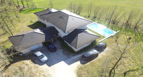 Secteur Martel, Maison d'architecte 4 chambres, piscine sur 5900m²