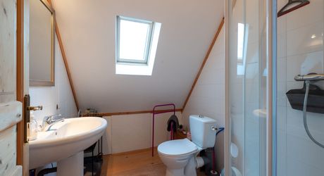 Vallée de la Dordogne, maison contemporaine 3 chambres, piscine chauffée au sel, terrain clos 1270m².