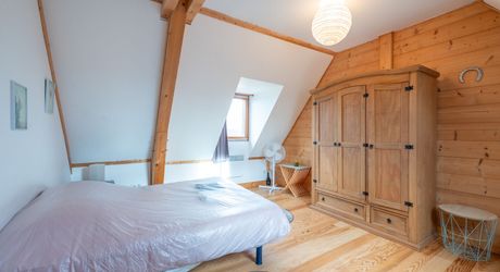 Vallée de la Dordogne, maison contemporaine 3 chambres, piscine chauffée au sel, terrain clos 1270m².