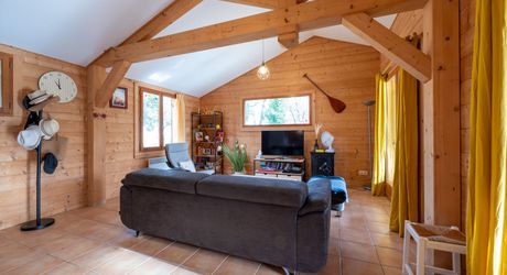 Vallée de la Dordogne, maison contemporaine 3 chambres, piscine chauffée au sel, terrain clos 1270m².