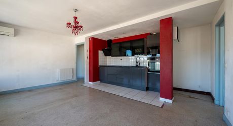 SOUILLAC Centre-ville - Apartment T3, 2 bedrooms with balcony