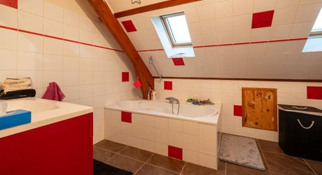 Secteur Martel, Grande maison contemporaine 5 chambres, jardin clos.