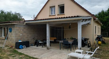 Secteur Martel, Grande maison contemporaine 5 chambres, jardin clos.