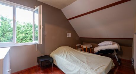 Secteur Martel, Grande maison contemporaine 5 chambres, jardin clos.