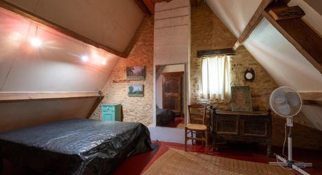 Sur les hauteurs de la vallée du Céou, bel ensemble de 2 maisons et piscine sur terrain de 7000m².