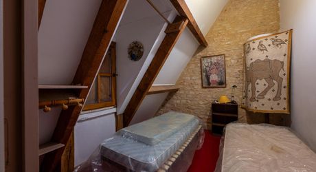 Sur les hauteurs de la vallée du Céou, bel ensemble de 2 maisons et piscine sur terrain de 7000m².