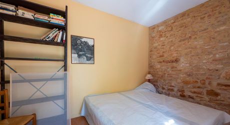 Sur les hauteurs de la vallée du Céou, bel ensemble de 2 maisons et piscine sur terrain de 7000m².