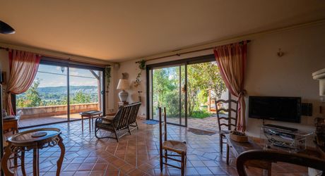 Souillac, Maison 4 chambres, piscine et vue.