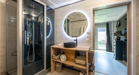 Souillac, sur les hauteurs avec vue, maison 5 chambres piscine et spa.