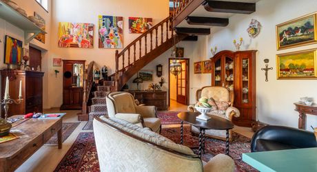 À vendre – Superbe maison en pierre 5chambres avec grand terrain boisé – Puy-l’Évêque (46)