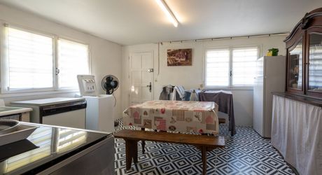 Vallée de la Dordogne, Maison 4 chambres , piscine, jaccuzi, jardin clos.