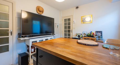 Souillac, Hyper centre, immeuble de 3 appartements.