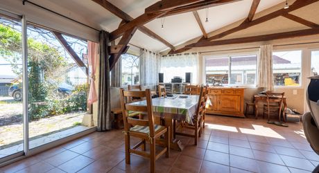 Charmante maison rénovée avec piscine, grande dépendance et jardin en vallée de la Dordogne