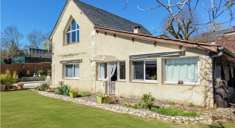 Charmante maison rénovée avec piscine, grande dépendance et jardin en vallée de la Dordogne
