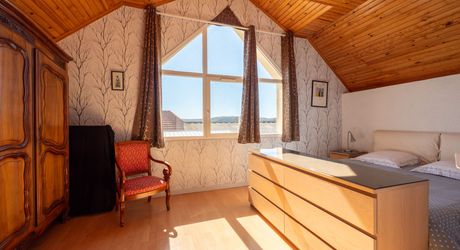 Charmante maison rénovée avec piscine, grande dépendance et jardin en vallée de la Dordogne