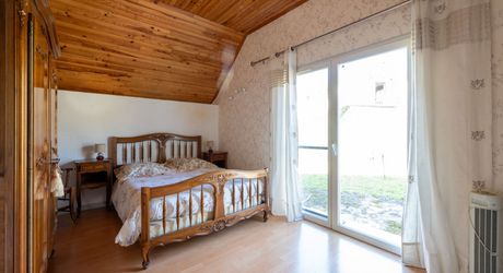 Charmante maison rénovée avec piscine, grande dépendance et jardin en vallée de la Dordogne