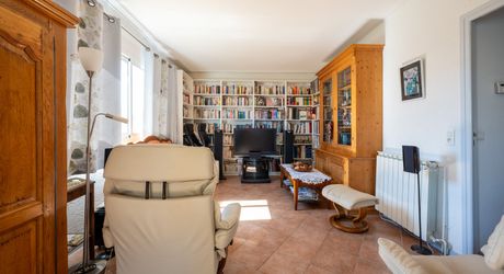 Charmante maison rénovée avec piscine, grande dépendance et jardin en vallée de la Dordogne