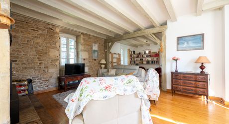 Stunning Renovated Estate with Guest House, Parkland and Pools in the Heart of the Lot Valley