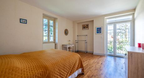 Stunning Renovated Estate with Guest House, Parkland and Pools in the Heart of the Lot Valley