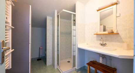 Stunning Renovated Estate with Guest House, Parkland and Pools in the Heart of the Lot Valley