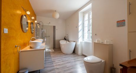 Stunning Renovated Estate with Guest House, Parkland and Pools in the Heart of the Lot Valley