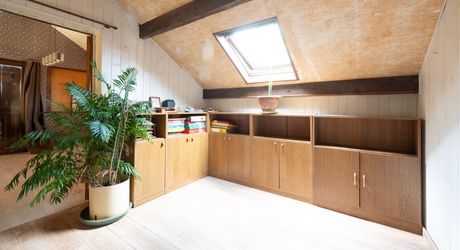 Atypical house with enclosed garden in the heart of Souillac, generous volumes and strong renovation potential